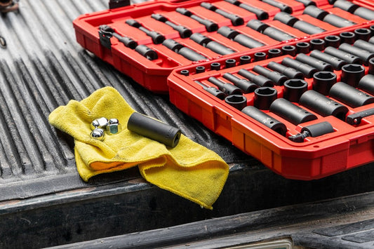 The Impact of Old Oil on Engine Performance - cermatreatment.com